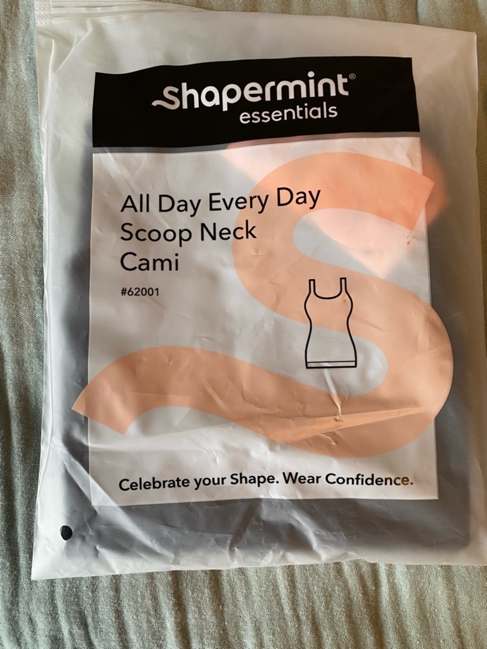 Shapermint Essentials All Day Every Day Scoop Neck Cami